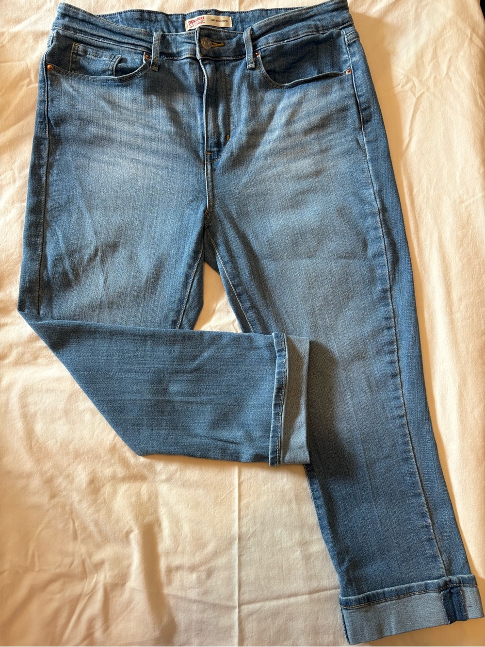 Signature by Levi Strauss Light Blue Cropped Jeans
